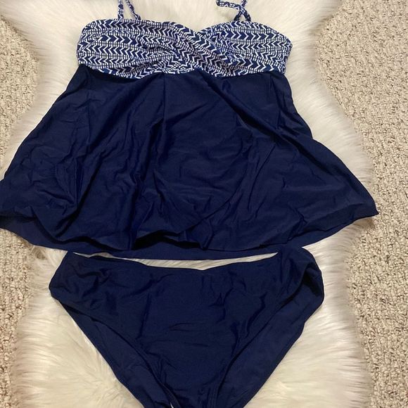 NWT Two Pieces Bathing Suit - Picture 1 of 6